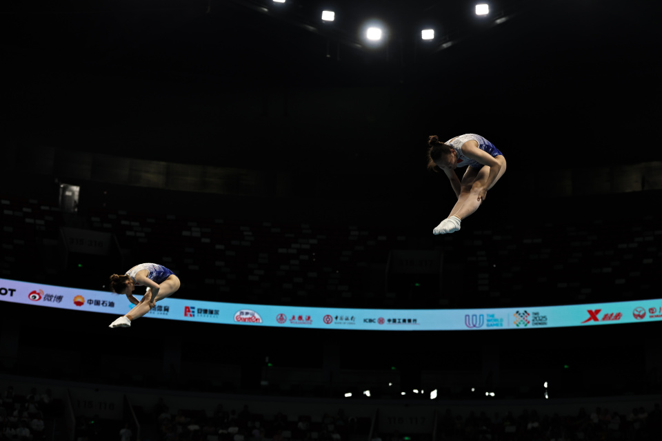 中国组合胡, om, 她们获得冠 中国组合胡, om, 她们获得冠