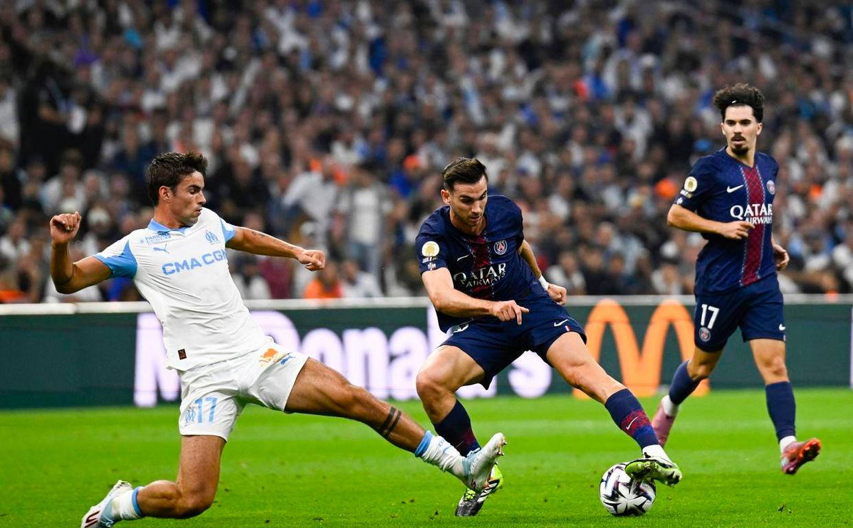 升至联赛第, 曼积 升至联赛第, 曼积